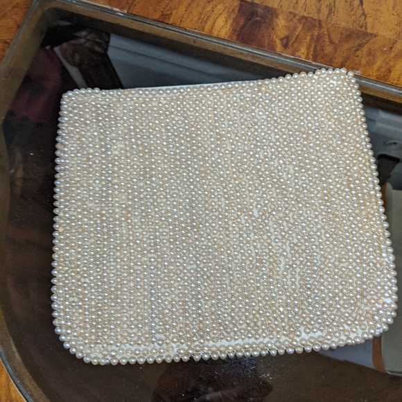 Hand held purse - Picture 2 of 4